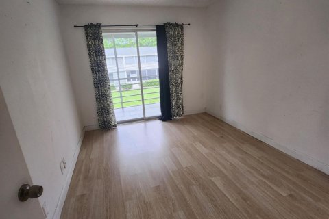 Купить кондоминиум в Дирфилд-Бич, Флорида 3 комнаты, 76.18м2, № 2083737 - фото 11