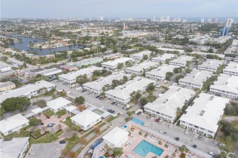 Condo in Fort Lauderdale, Florida, 2 bedrooms  № 1881841 - photo 29