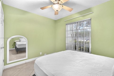 Condo in Fort Lauderdale, Florida, 2 bedrooms  № 1881841 - photo 20