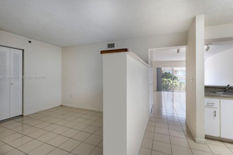 Снять в аренду квартиру в Майами, Флорида 1 спальня, 71.44м2, № 2005140 - фото 11