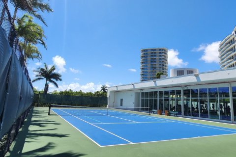 Condominio en venta en North Miami, Florida, 2 dormitorios, 148.92 m2 № 2176980 - foto 16