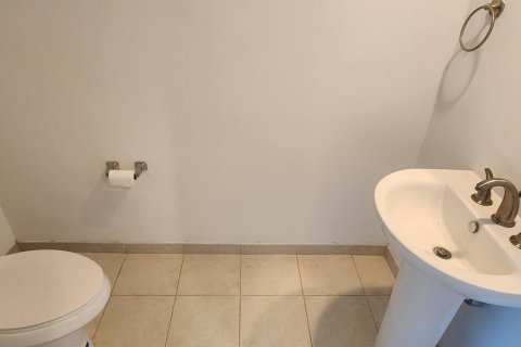 Condominio en venta en North Miami, Florida, 2 dormitorios, 148.92 m2 № 2176980 - foto 9