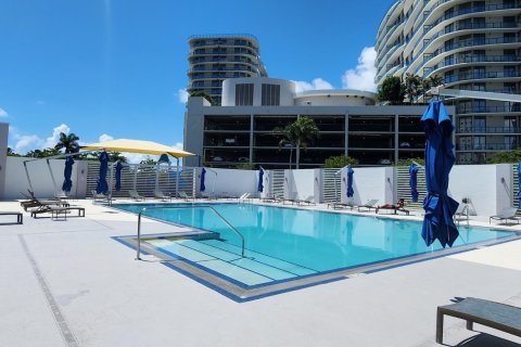 Condominio en venta en North Miami, Florida, 2 dormitorios, 148.92 m2 № 2176980 - foto 18