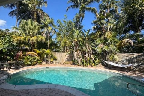 Villa ou maison à louer à Wilton Manors, Floride: 3 chambres, 173.45 m2 № 1999628 - photo 19