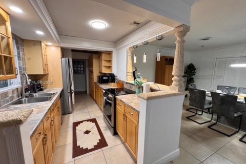 Villa ou maison à louer à Wilton Manors, Floride: 3 chambres, 173.45 m2 № 1999628 - photo 7