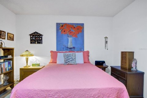 Condo in Lake Wales, Florida, 2 bedrooms  № 2220601 - photo 27