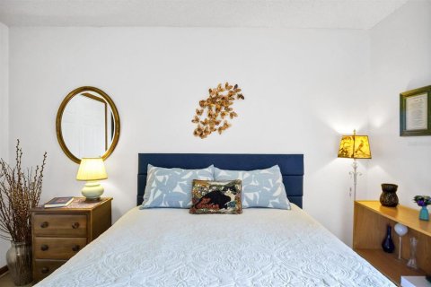 Condo in Lake Wales, Florida, 2 bedrooms  № 2220601 - photo 21