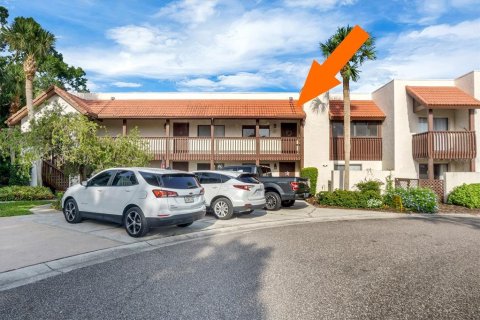 Condo in Lake Wales, Florida, 2 bedrooms № 2220601