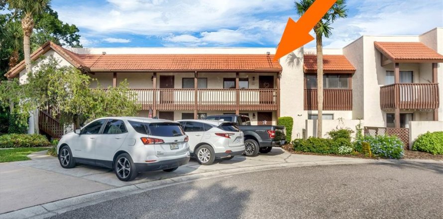 Condo in Lake Wales, Florida, 2 bedrooms  № 2220601