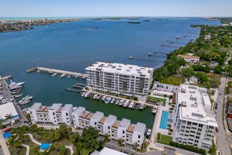 Condominio en alquiler en Clearwater, Florida, 2 dormitorios, 186.08 m2 № 1826297 - foto 1