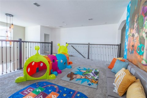 House in Davenport, Florida 5 bedrooms, 286.23 sq.m. № 1895135 - photo 20