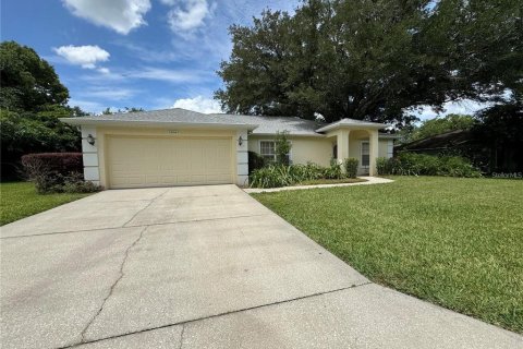 House in Ocala, Florida 3 bedrooms, 150.87 sq.m. № 2353194