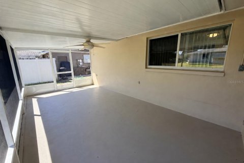 Villa ou maison à vendre à Port Richey, Floride: 2 chambres, 95.5 m2 № 2389228 - photo 24