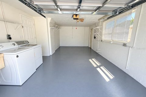 Villa ou maison à vendre à Port Richey, Floride: 2 chambres, 95.5 m2 № 2389228 - photo 8