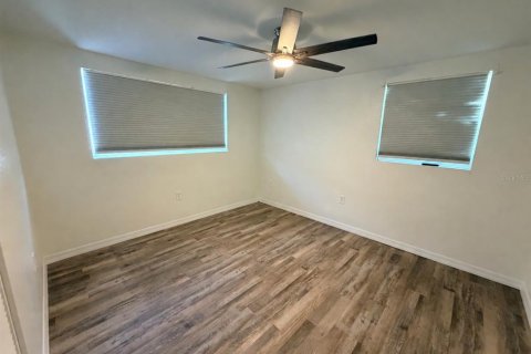 Villa ou maison à vendre à Port Richey, Floride: 2 chambres, 95.5 m2 № 2389228 - photo 19