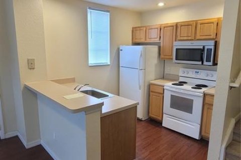 Adosado en alquiler en Kissimmee, Florida, 4 dormitorios, 136.57 m2 № 1911530 - foto 5