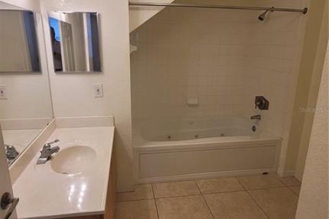 Adosado en alquiler en Kissimmee, Florida, 4 dormitorios, 136.57 m2 № 1911530 - foto 6
