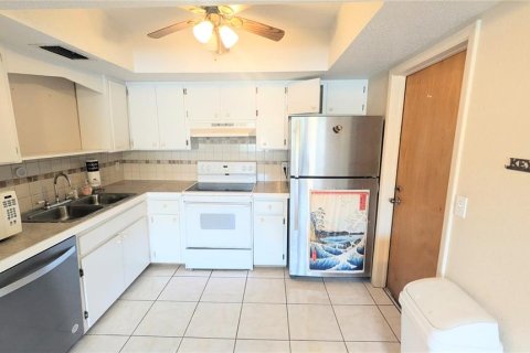 Condo in Venice, Florida, 2 bedrooms  № 2197451 - photo 7