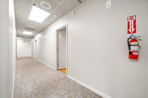 Propiedad comercial en alquiler en Ocala, Florida, 453.36 m2 № 1724749 - foto 24