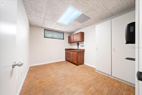 Propiedad comercial en alquiler en Ocala, Florida, 453.36 m2 № 1724749 - foto 25