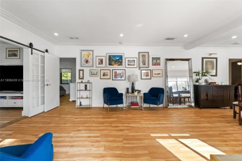 Villa ou maison à vendre à Miami, Floride: 3 chambres, 124.49 m2 № 1956995 - photo 7