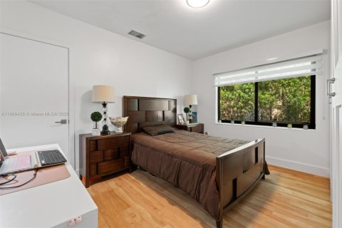 Villa ou maison à vendre à Miami, Floride: 3 chambres, 124.49 m2 № 1956995 - photo 27