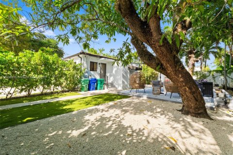 Villa ou maison à vendre à Miami, Floride: 3 chambres, 124.49 m2 № 1956995 - photo 29