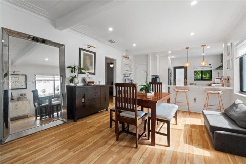 Villa ou maison à vendre à Miami, Floride: 3 chambres, 124.49 m2 № 1956995 - photo 10