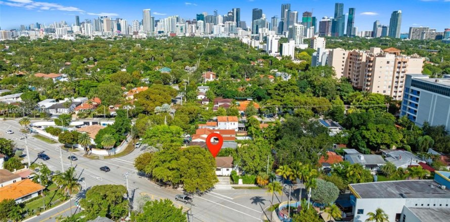 Villa ou maison à Miami, Floride 3 chambres, 124.49 m2 № 1956995