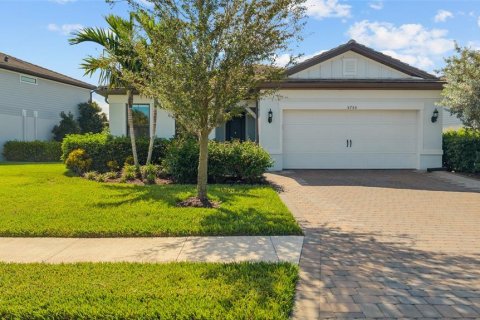 Casa en venta en Lakewood Ranch, Florida, 3 dormitorios, 190.82 m2 № 2354468 - foto 2
