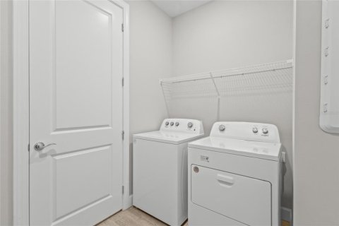 Casa en venta en Lakewood Ranch, Florida, 3 dormitorios, 190.82 m2 № 2354468 - foto 28