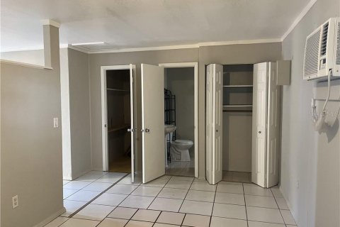 Propiedad comercial en venta en Sebring, Florida, 142.42 m2 № 2118566 - foto 3