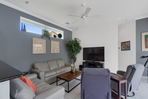 Casa en venta en Port St. Lucie, Florida, 3 dormitorios, 174.19 m2 № 2088209 - foto 7