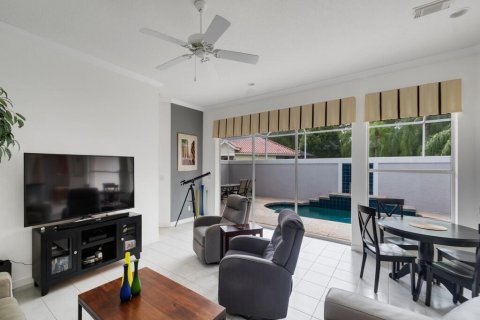 Casa en venta en Port St. Lucie, Florida, 3 dormitorios, 174.19 m2 № 2088209 - foto 11