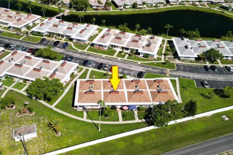 Condominio en alquiler en Holiday, Florida, 2 dormitorios, 71.35 m2 № 1855394 - foto 2