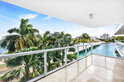 Condo in Miami Beach, Florida, 2 bedrooms  № 2260617