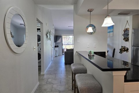 Condo in Venice, Florida, 2 bedrooms  № 2378110 - photo 13