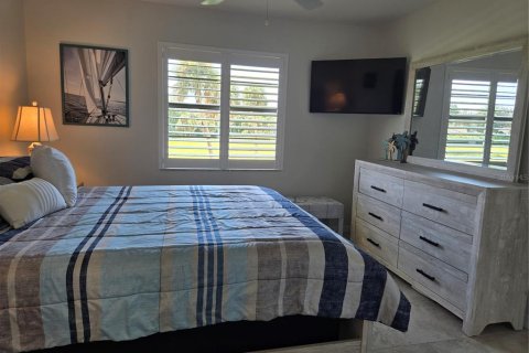 Condo in Venice, Florida, 2 bedrooms  № 2378110 - photo 20