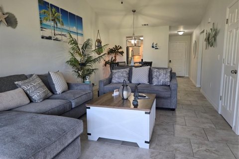 Condo in Venice, Florida, 2 bedrooms  № 2378110 - photo 7