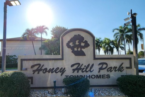 Таунхаус в Майами-Гарденс, Флорида 4 спальни, 150.32м2 № 2050496