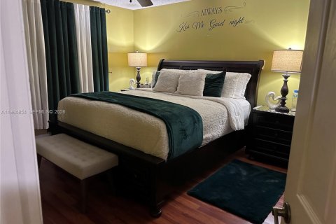 Купить таунхаус в Майами-Гарденс, Флорида 4 спальни, 150.32м2, № 2050496 - фото 27