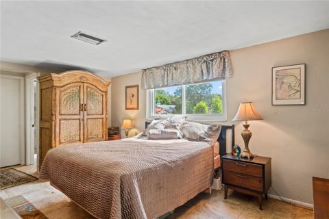 House in Hudson, Florida 2 bedrooms, 141.12 sq.m. № 1909481 - photo 17