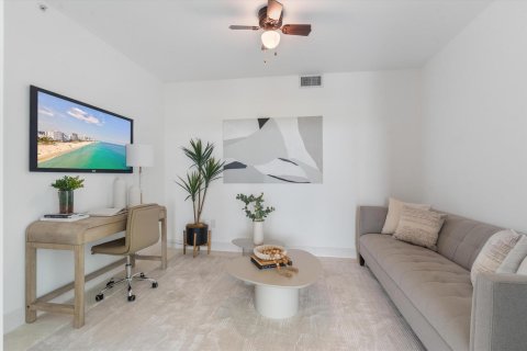 Condo in Boca Raton, Florida, 2 bedrooms  № 2382749 - photo 19