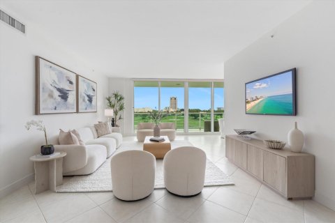 Condo in Boca Raton, Florida, 2 bedrooms  № 2382749 - photo 29
