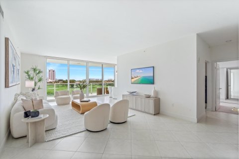 Condo in Boca Raton, Florida, 2 bedrooms  № 2382749 - photo 2