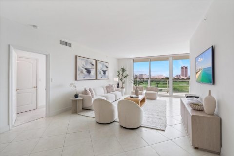 Condo in Boca Raton, Florida, 2 bedrooms  № 2382749 - photo 30