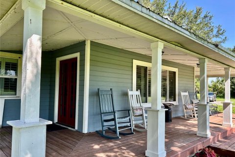 House in Wauchula, Florida 3 bedrooms, 186.18 sq.m. № 1873342 - photo 3