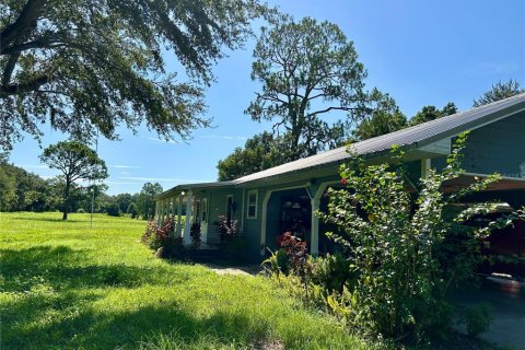 House in Wauchula, Florida 3 bedrooms, 186.18 sq.m. № 1873342 - photo 7