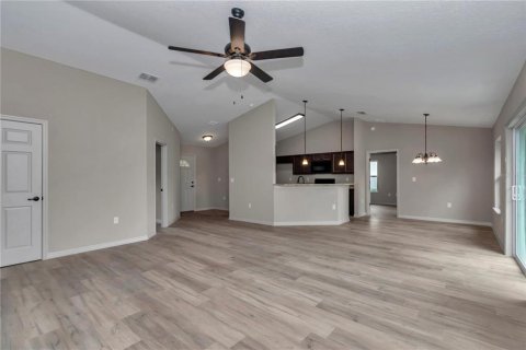 Villa ou maison à vendre à Ocala, Floride: 4 chambres, 162.3 m2 № 2221847 - photo 6
