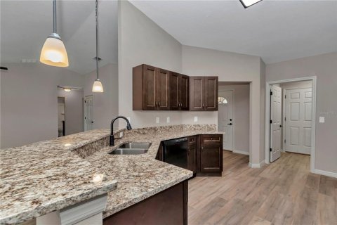 Villa ou maison à vendre à Ocala, Floride: 4 chambres, 162.3 m2 № 2221847 - photo 10